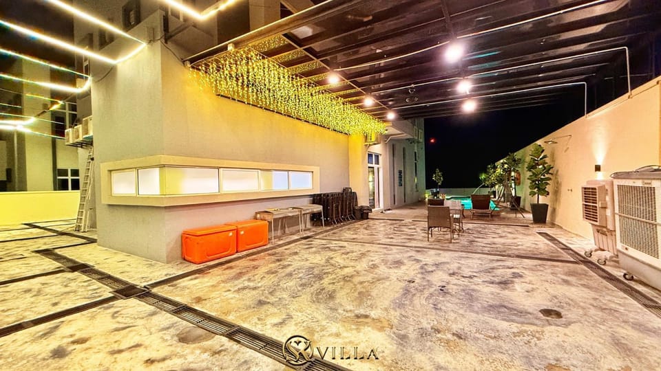 SK Villa With 35Pax JACUZZI Swimming Pool Karaoke BBQ PooL Table Villa in Malacca
