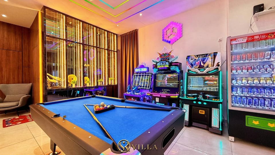 SK Villa With 35Pax JACUZZI Swimming Pool Karaoke BBQ PooL Table Villa in Malacca