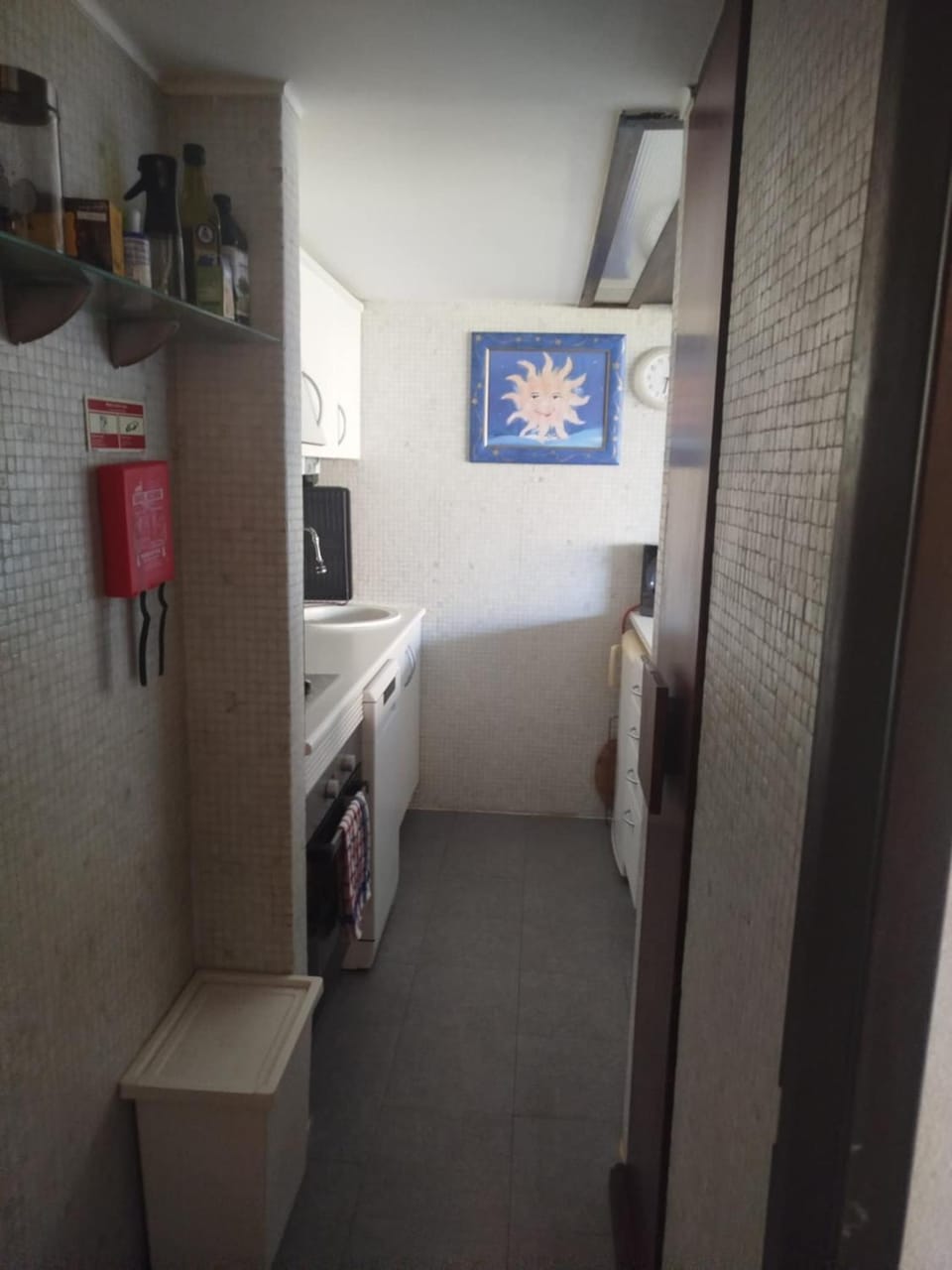 Kitchen or kitchenette