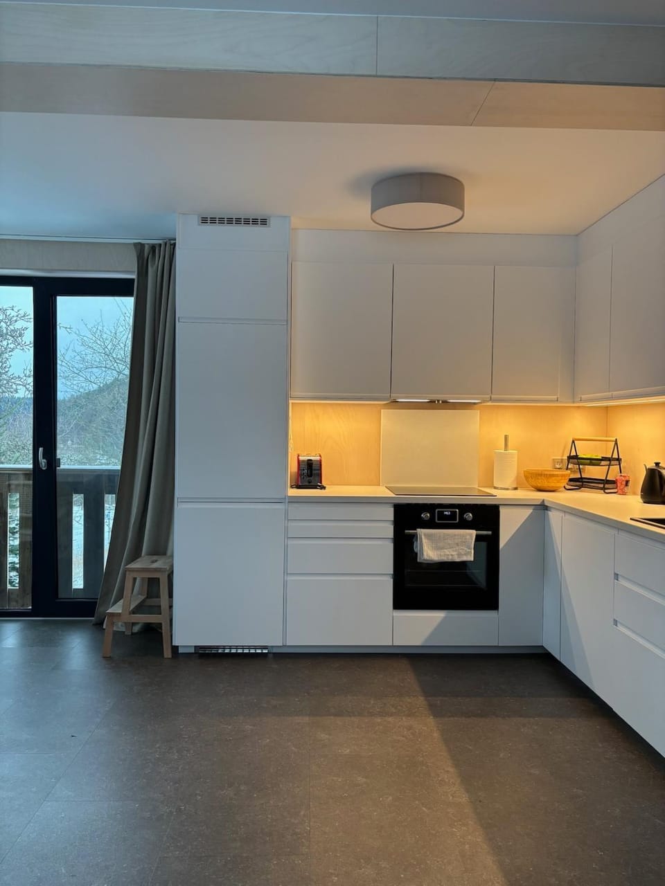 Kitchen or kitchenette, stove
