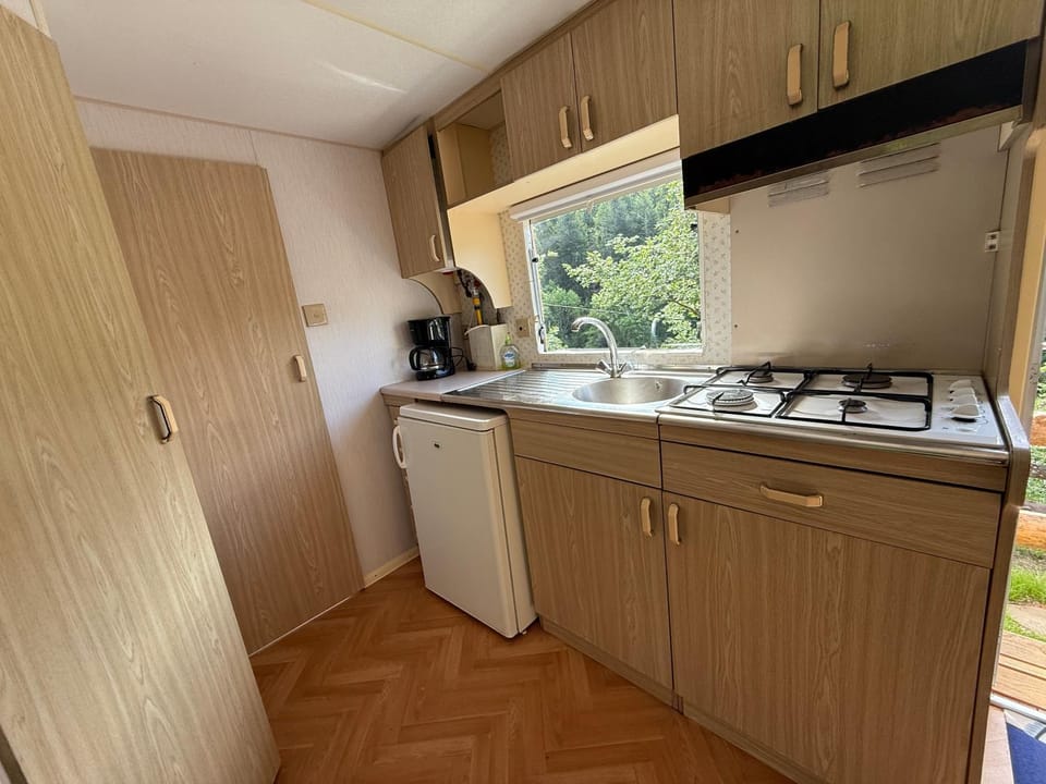 M'Belles Cabanes Campground/ 
RV Resort in Occitanie