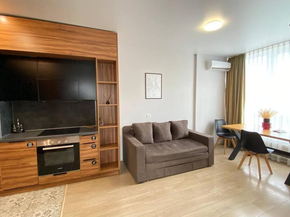 Communal lounge/ TV room, Kitchen or kitchenette, Living room, Seating area