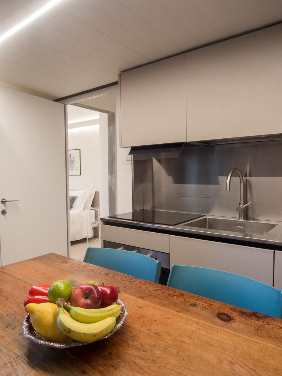 Kitchen or kitchenette, Dining area, Bedroom, dishwasher, oven