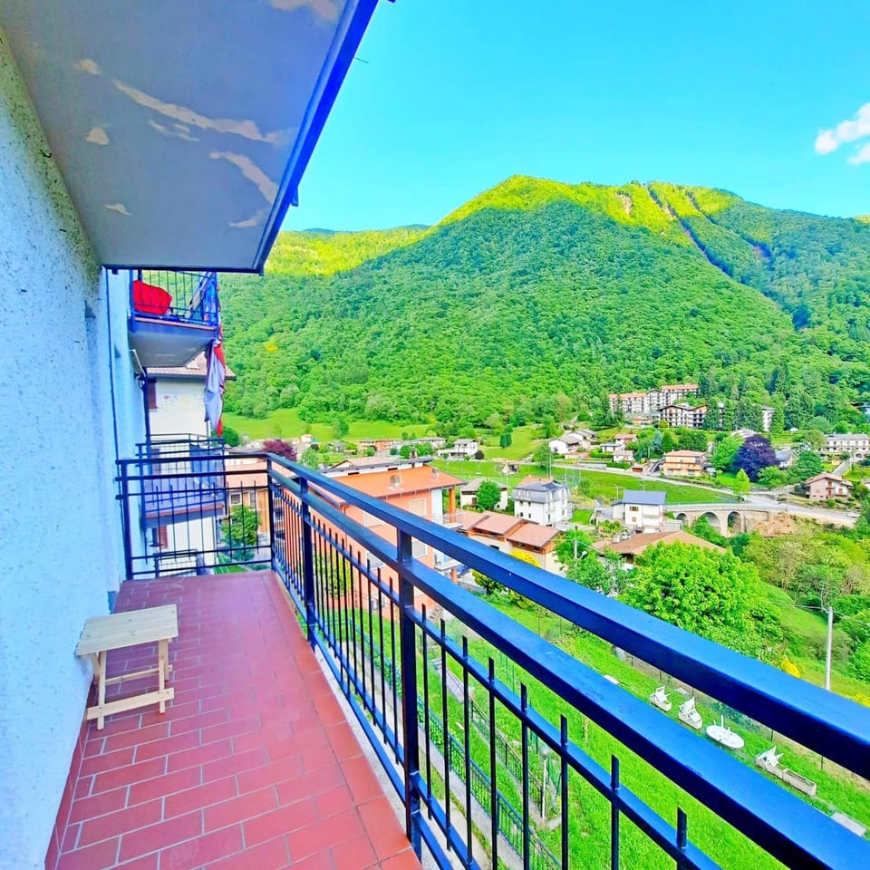 Natural landscape, Balcony/Terrace, Mountain view