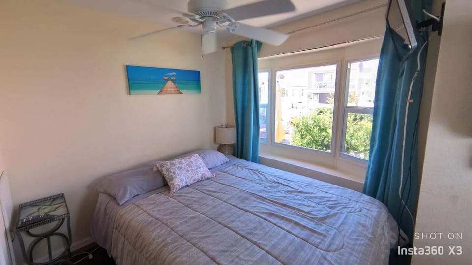 N326 adorable 2 b 2 ba beach bungalow Located on Nettles Island FL House in Hutchinson Island
