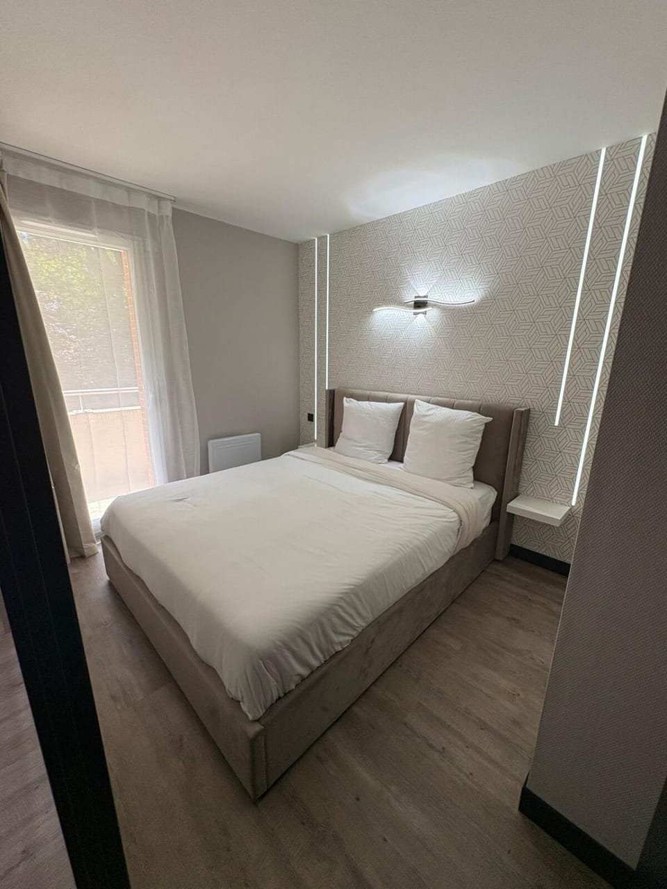 Photo of the whole room