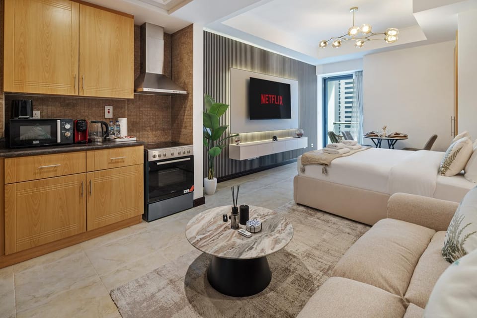 Luxury JLT Studio Lake View Metro Pool Access Apartment in Dubai