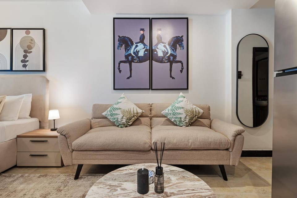 Luxury JLT Studio Lake View Metro Pool Access Apartment in Dubai