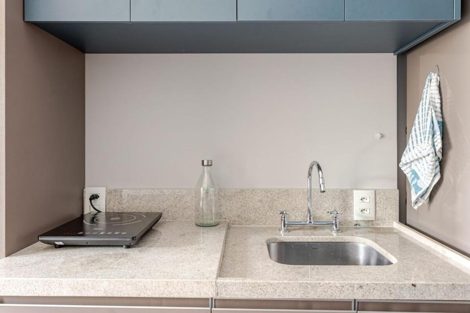 Studio espaçoso- Vl Mariana 500 mts metro Apartment in Sao Paulo City