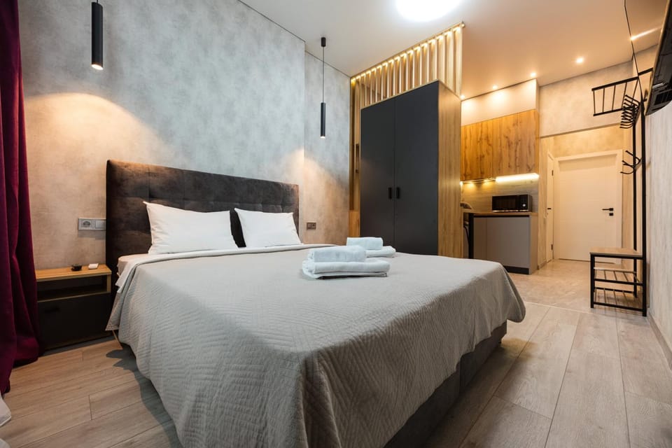 Bed, Kitchen or kitchenette, Photo of the whole room, Bedroom, wardrobe
