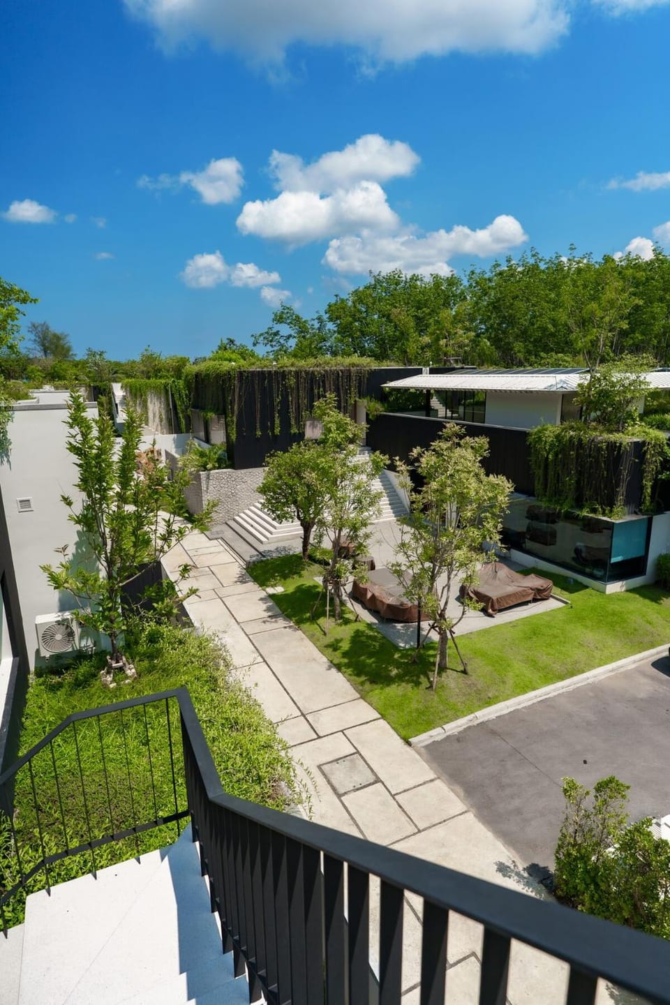 Modern 3 Bdr Villa Tree O'Clock Bangtao With a Pool Villa in Phuket