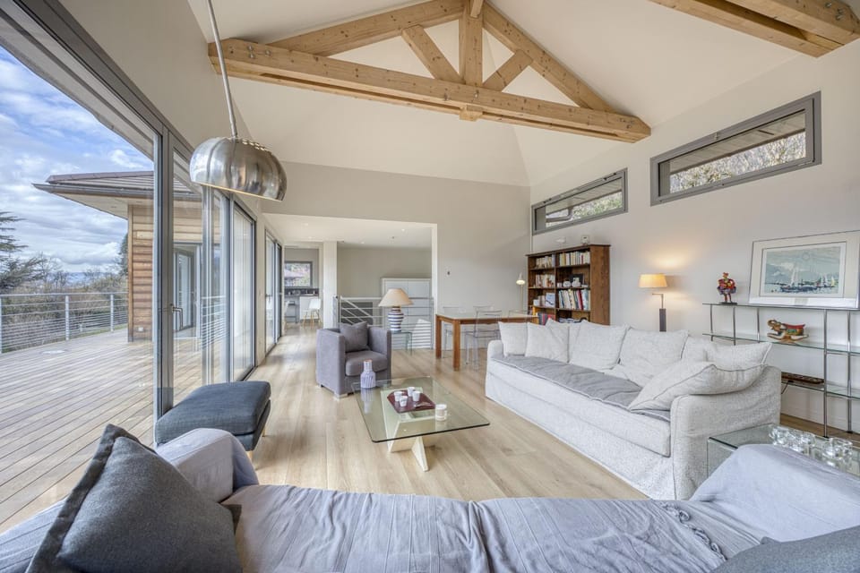 Wooden Villa 4 Villa in Menthon-Saint-Bernard