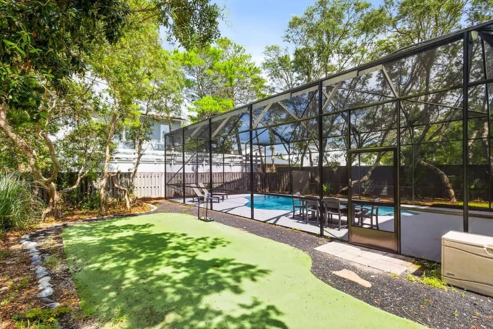 Pearly White By Stay on 30a, Golf Cart, Private Pool, Bikes House in Seacrest