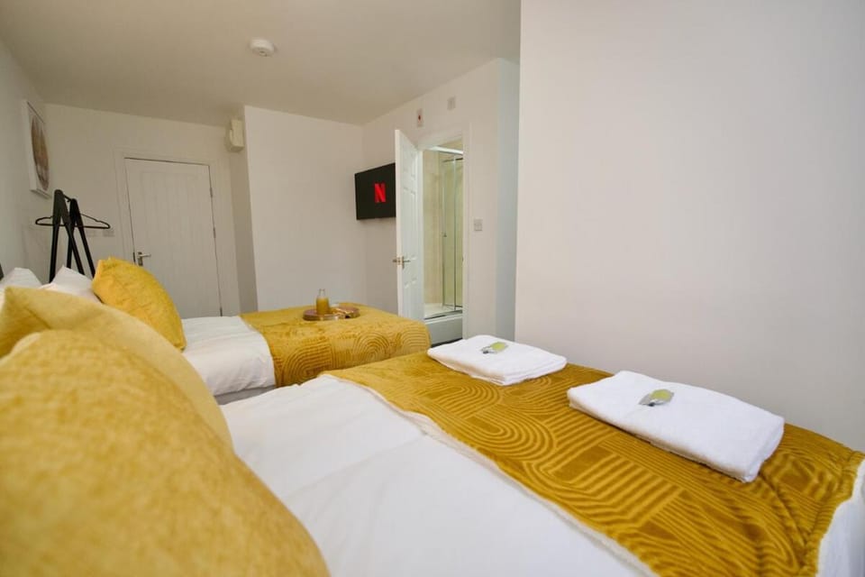 Gosford Park Studio 2 - Coventry Apartment in Coventry