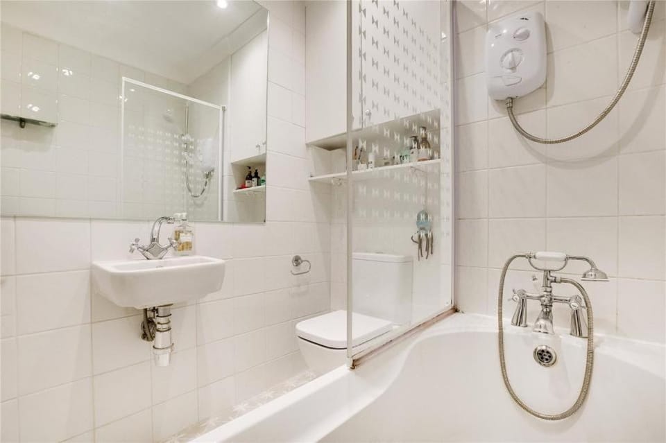 Shower, Bathroom, Bath, towels