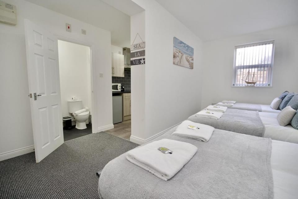 Gosford Park Studio 4 - Coventry Apartment in Coventry