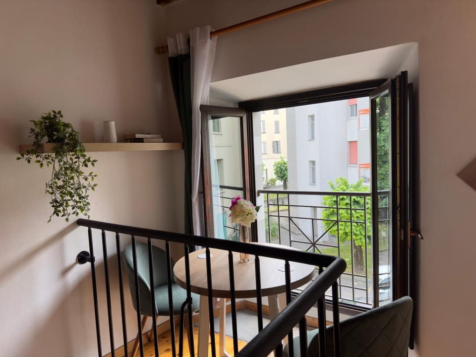 Bed, View (from property/room), Balcony/Terrace, Living room, Photo of the whole room, Seating area, Bedroom