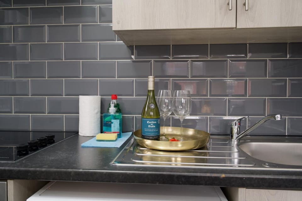 Gosford Park Studio 7 - Coventry Apartment in Coventry