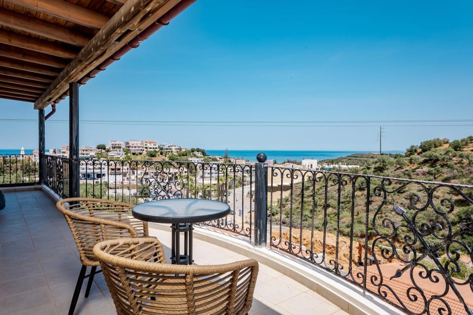 Day, Natural landscape, View (from property/room), Balcony/Terrace, Balcony/Terrace, Sea view