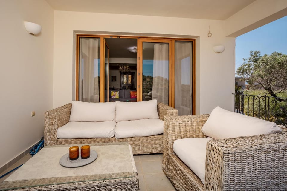 Patio, View (from property/room), Balcony/Terrace, Seating area