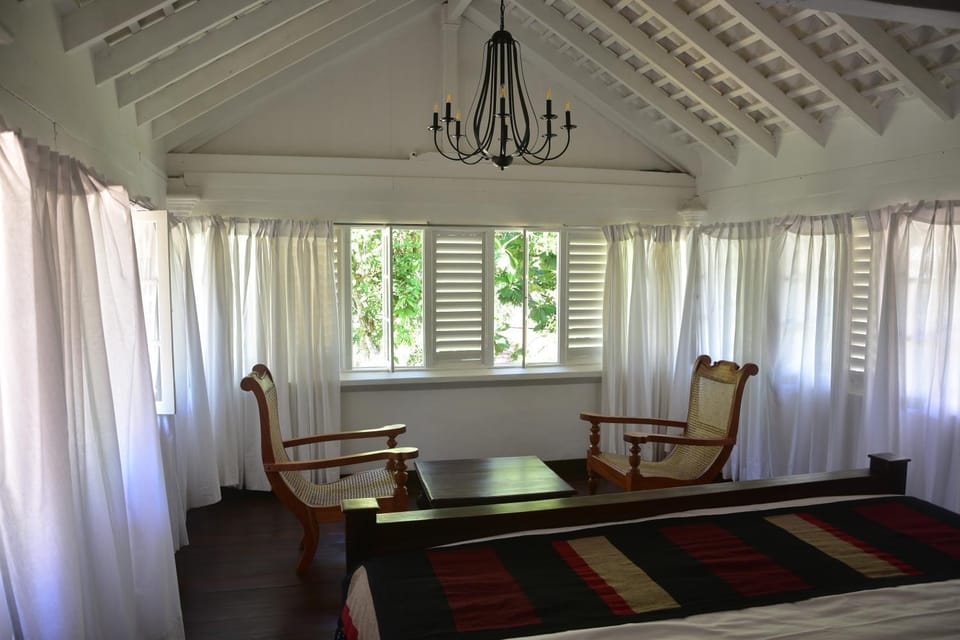 Seating area, Bedroom