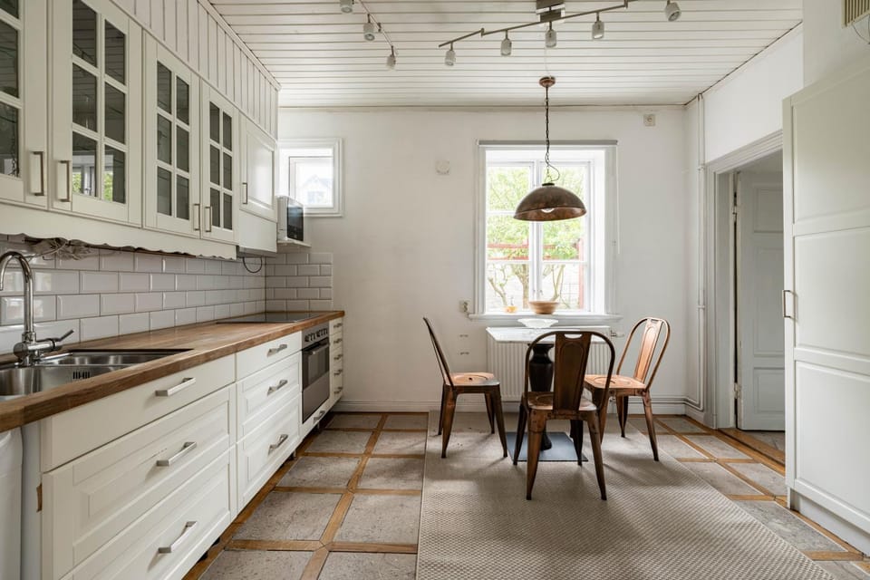 Comfortable 1-bedroom APTw with Gotland decor in V Apartment in Visby