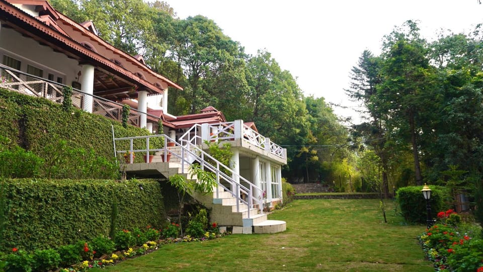 Property building, Natural landscape, Garden