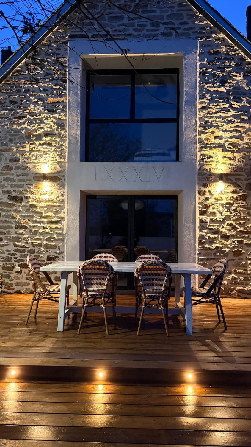 Property building, Patio, Night, View (from property/room), Balcony/Terrace, Dining area