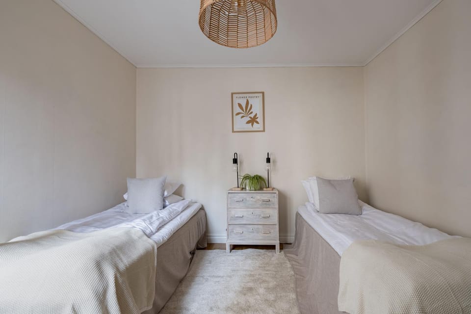 Cozy studio in separate building Apartment in Visby
