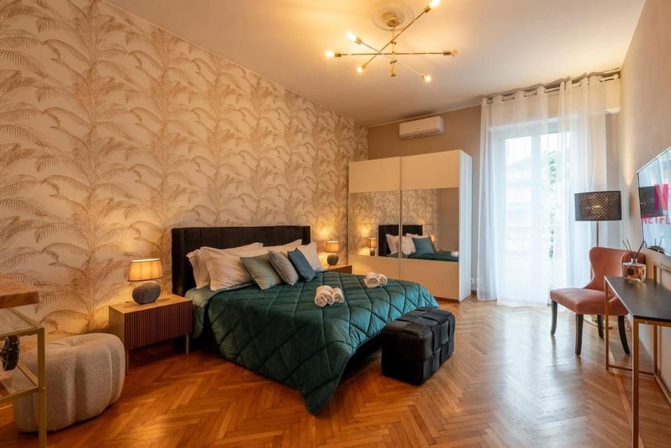 Luxury Center - Next to the Sea- Aria condizionata - Free Parking Apartment in Rapallo