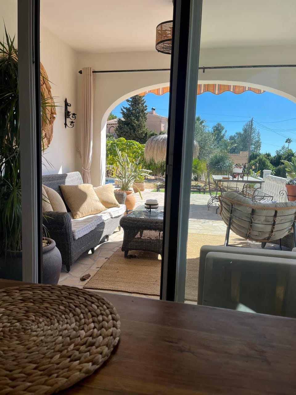 Patio, View (from property/room), Seating area, Garden view