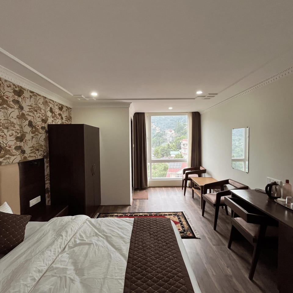 Bed, TV and multimedia, Photo of the whole room, Bedroom, wardrobe