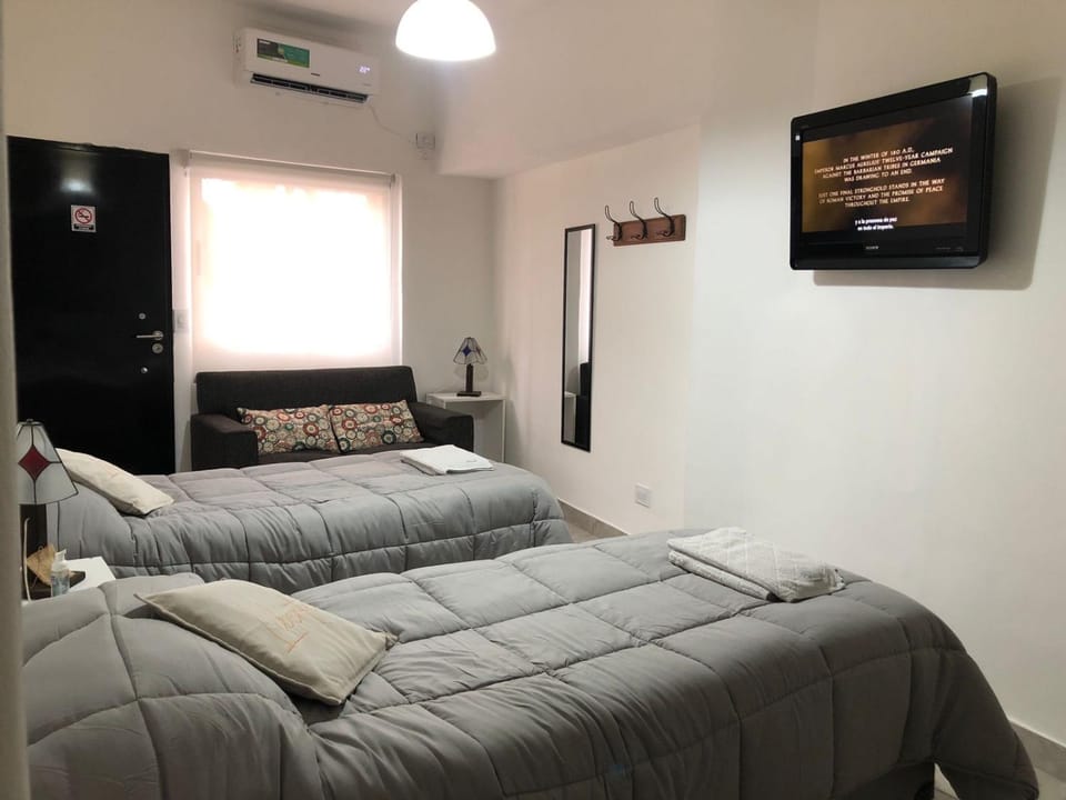 Bed, TV and multimedia, air conditioner