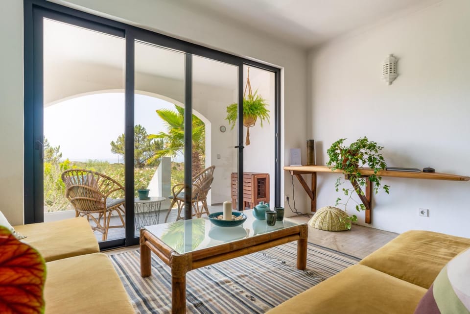 View (from property/room), Balcony/Terrace, Living room, Seating area