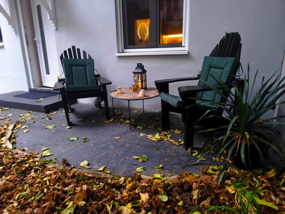Seating area, Garden view