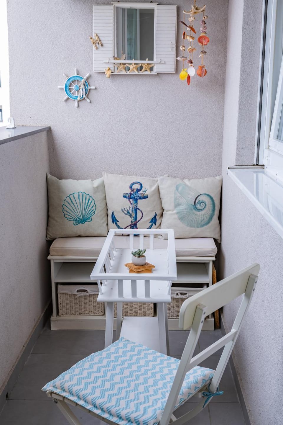 Balcony/Terrace, Living room, Seating area, Dining area