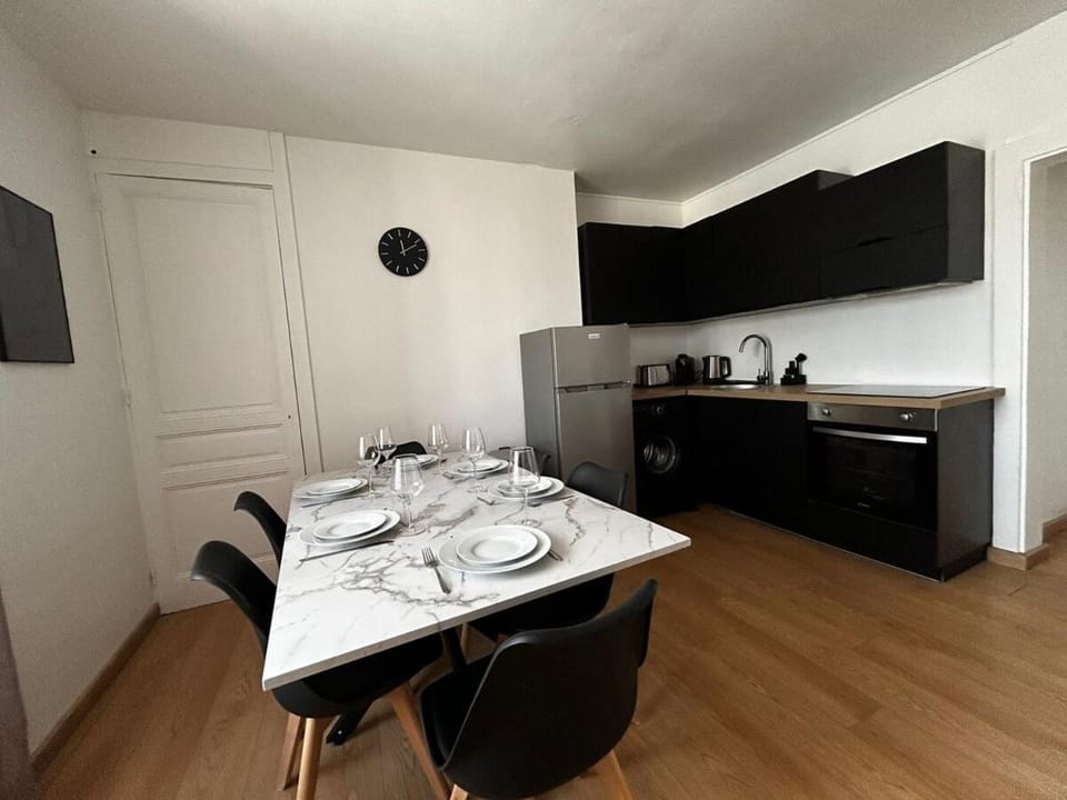 Le Quartier des Saveurs, proche des Halles Carnot Apartment in Limoges