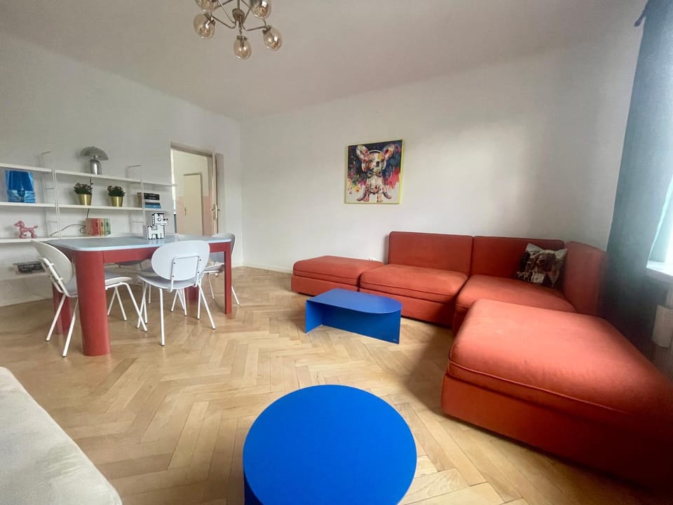 Dog of Warsaw Apartment - Odolańska Apartment in Warsaw