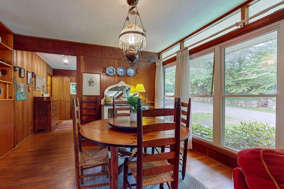 Fridy Cottage House in Lake Junaluska
