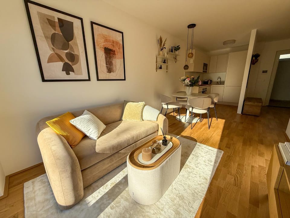 Kitchen or kitchenette, Living room, Dining area