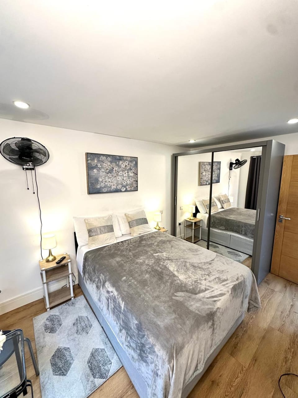 Elliot Ensuite Double Room air conditioning Vacation rental in London