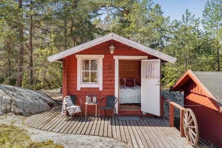 Trio of cottages near water Chalet in Stockholm County