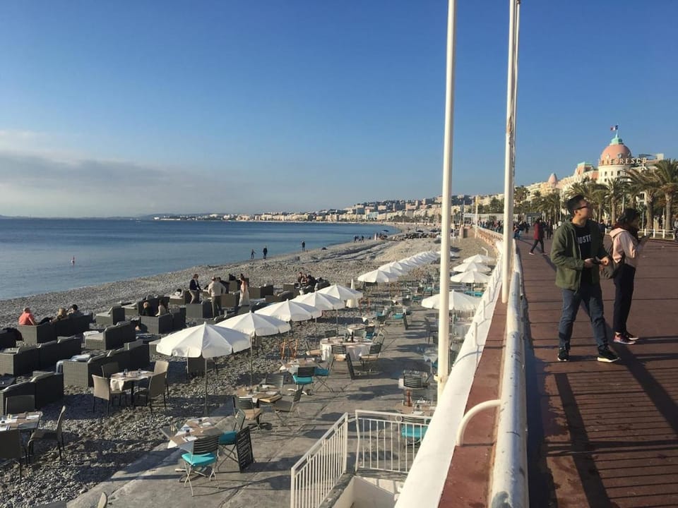 Grand studio Zen à côté de la promenade des Anglais Apartment in Nice