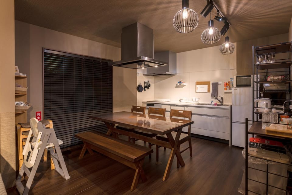 Kitchen or kitchenette, Dining area, dishwasher, stove, toaster