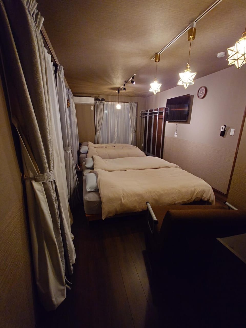 Bed, Bedroom, air conditioner