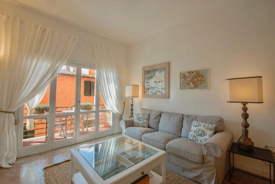 Living room, Lounge or bar