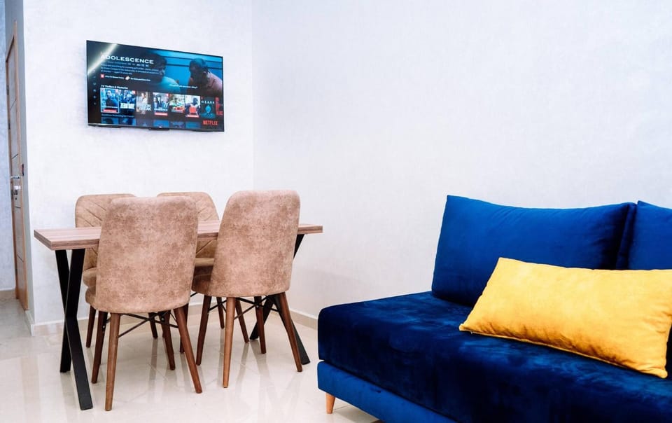 Communal lounge/ TV room, Living room