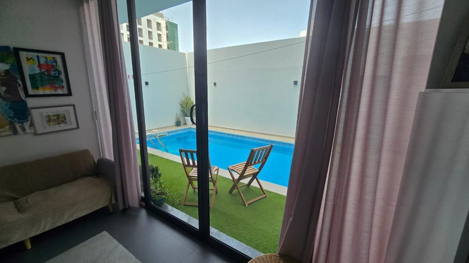 Patio, Communal lounge/ TV room, Pool view, Swimming pool