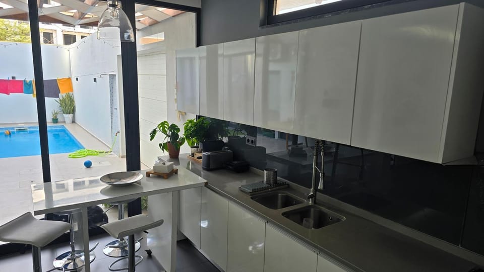 Family apartment with pool Apartment in Praia