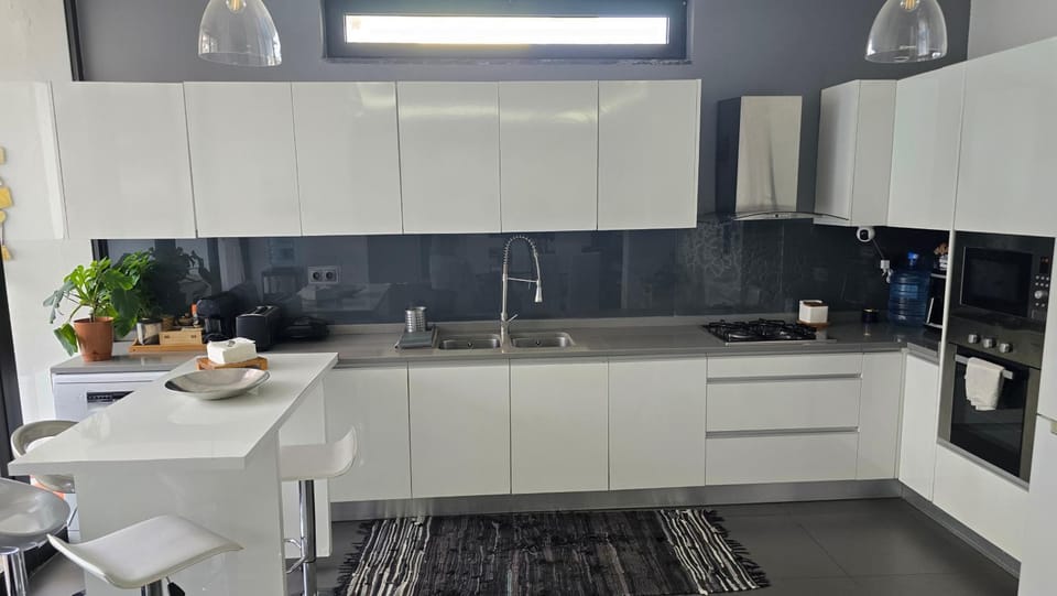 Family apartment with pool Apartment in Praia